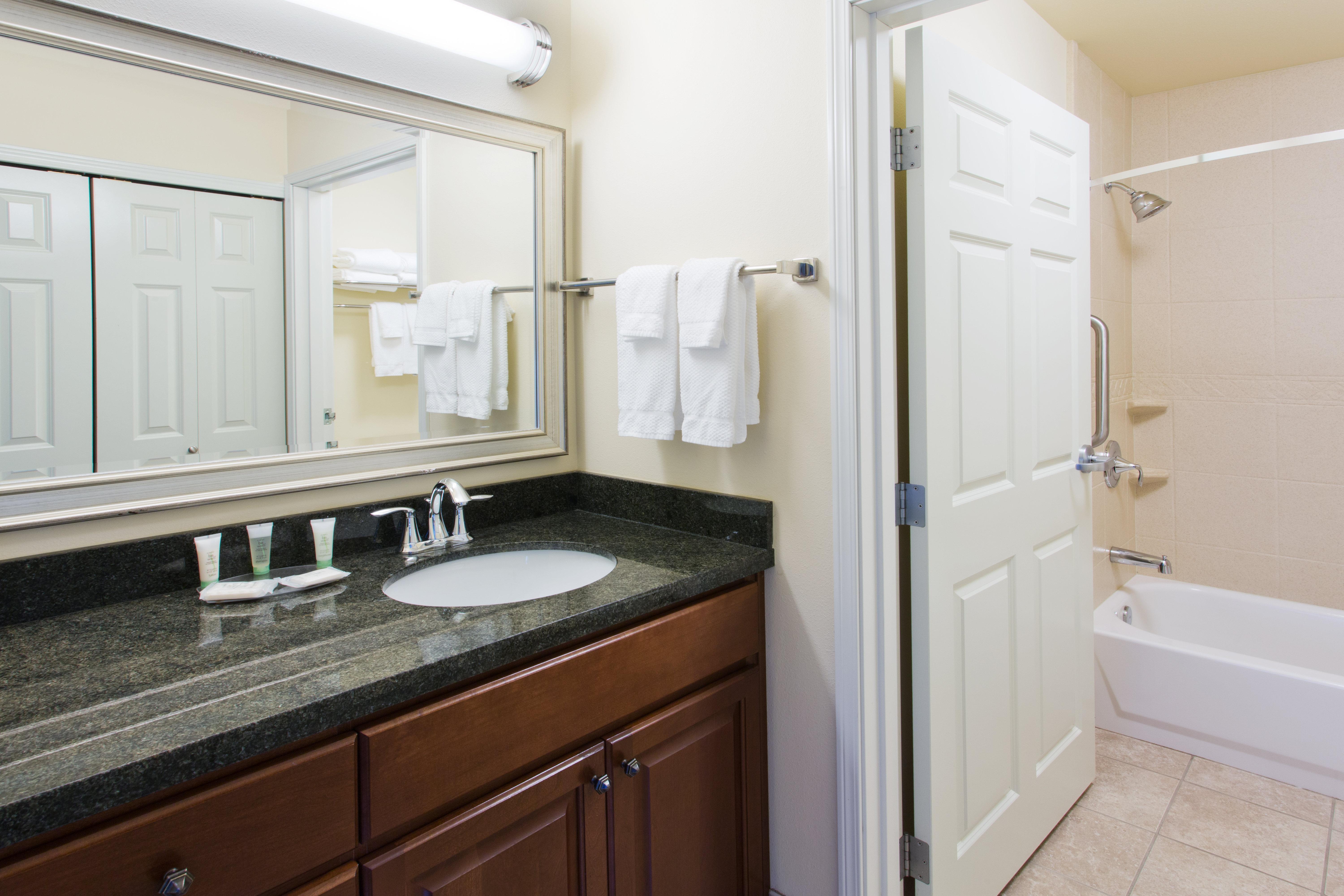 Staybridge Suites Everett - Paine Field By Ihg Mukilteo Exterior photo